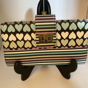 Buxton Ladies Hearts Wallet